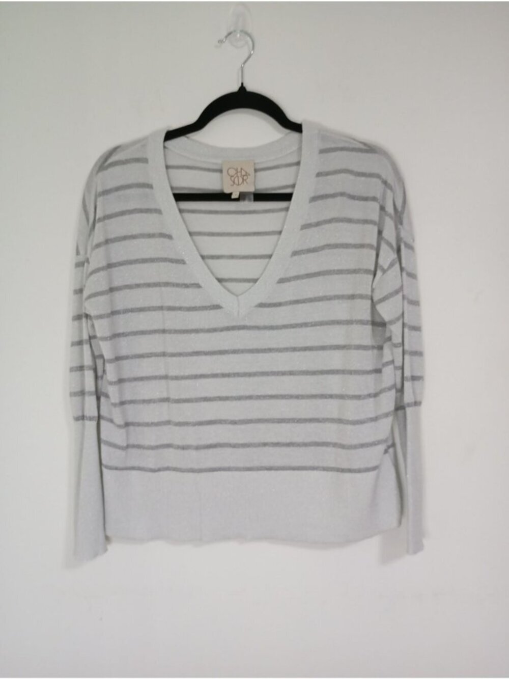 Chasor Womens Striped V-Neck Glitter Sweater Small Gray & White Lightweight Knit